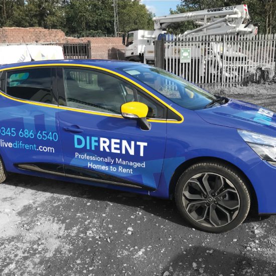 difrent-renault-clio-full-wrap-off-side